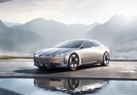 BMW hẹn ngày trình làng xe điện i4 hoàn toàn mới