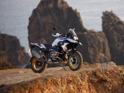 Bảng giá bán lẻ mô tô BMW Motorrad tháng 12/2019