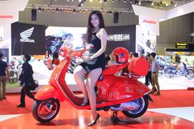 Bảng giá bán lẻ xe máy Piaggio, Vespa tháng 12/2019