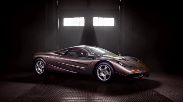Chiếc xe McLaren F1 đời 1995 được bán đầu giá 20,5 triệu USD