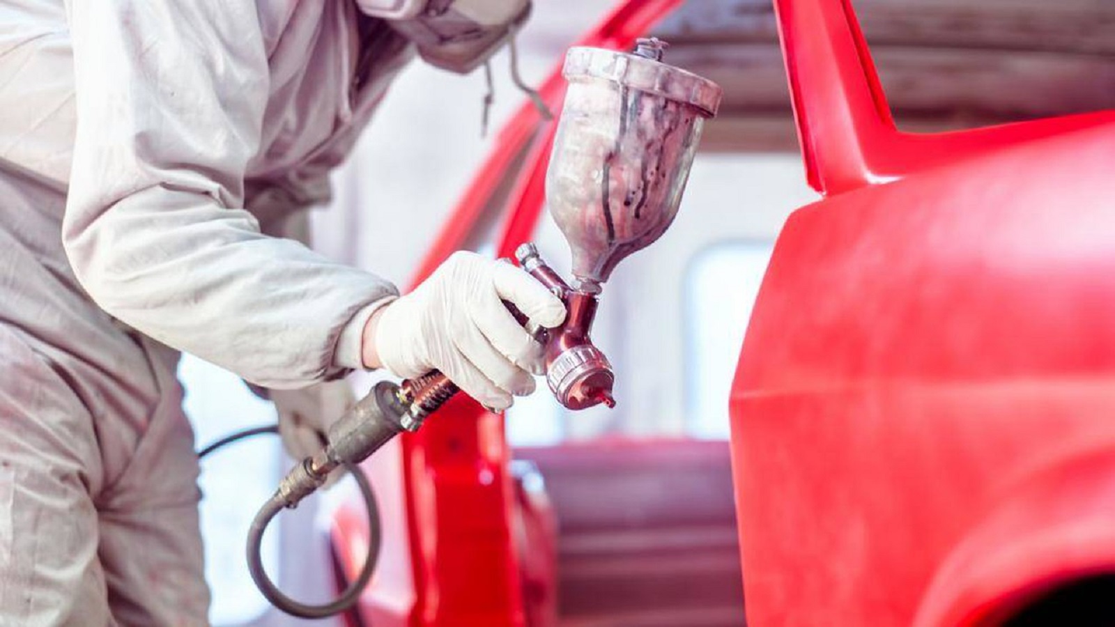 Vì sao bề mặt sơn xe ô tô bị phồng rộp? - Ảnh 1