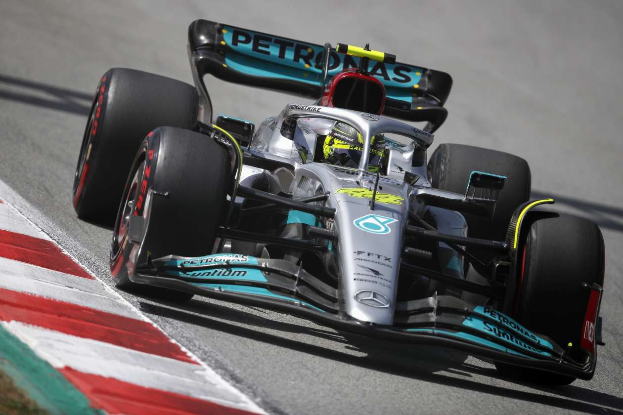 Mercedes-Benz khẳng định vẫn tiếp tục tham gia F1