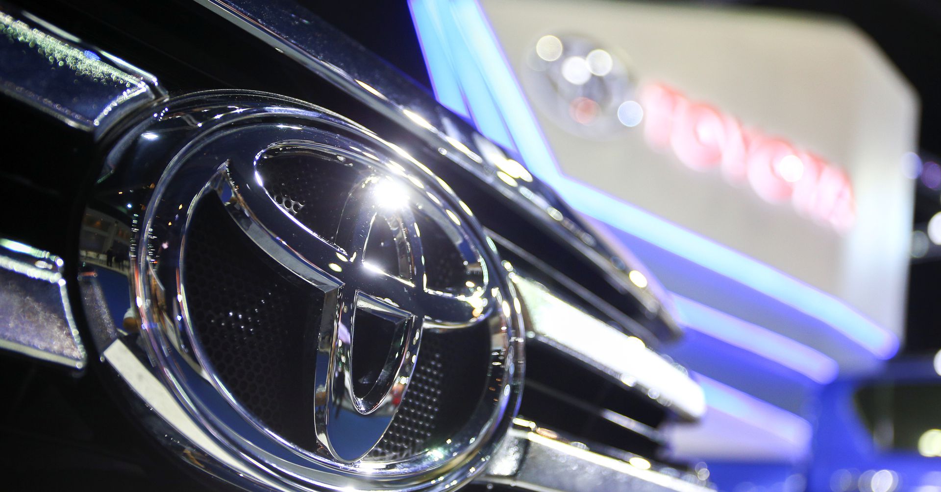 Toyota cắt giảm kế hoạch sản xuất tháng 7 toàn cầu 50.000 xe