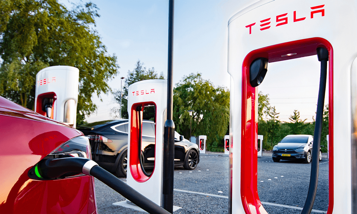 “Nước cờ” Tesla chia sẻ trạm sạc tới bài toán trạm sạc xe điện ở Việt Nam