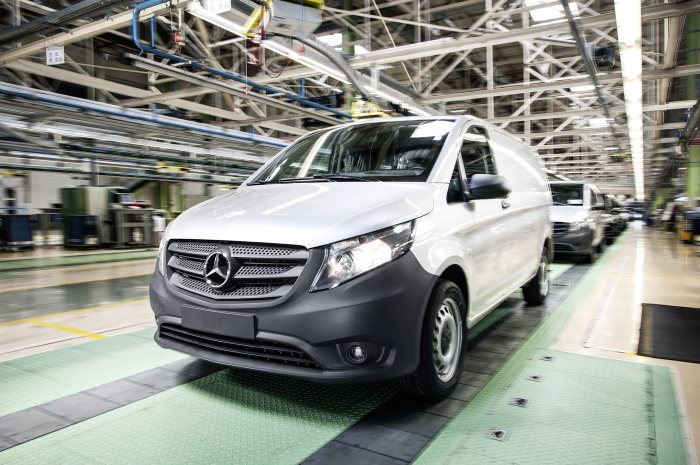Mercedes Việt Nam triệu hồi nhiều xe vì lỗi cụm túi khí Takata trên vô lăng