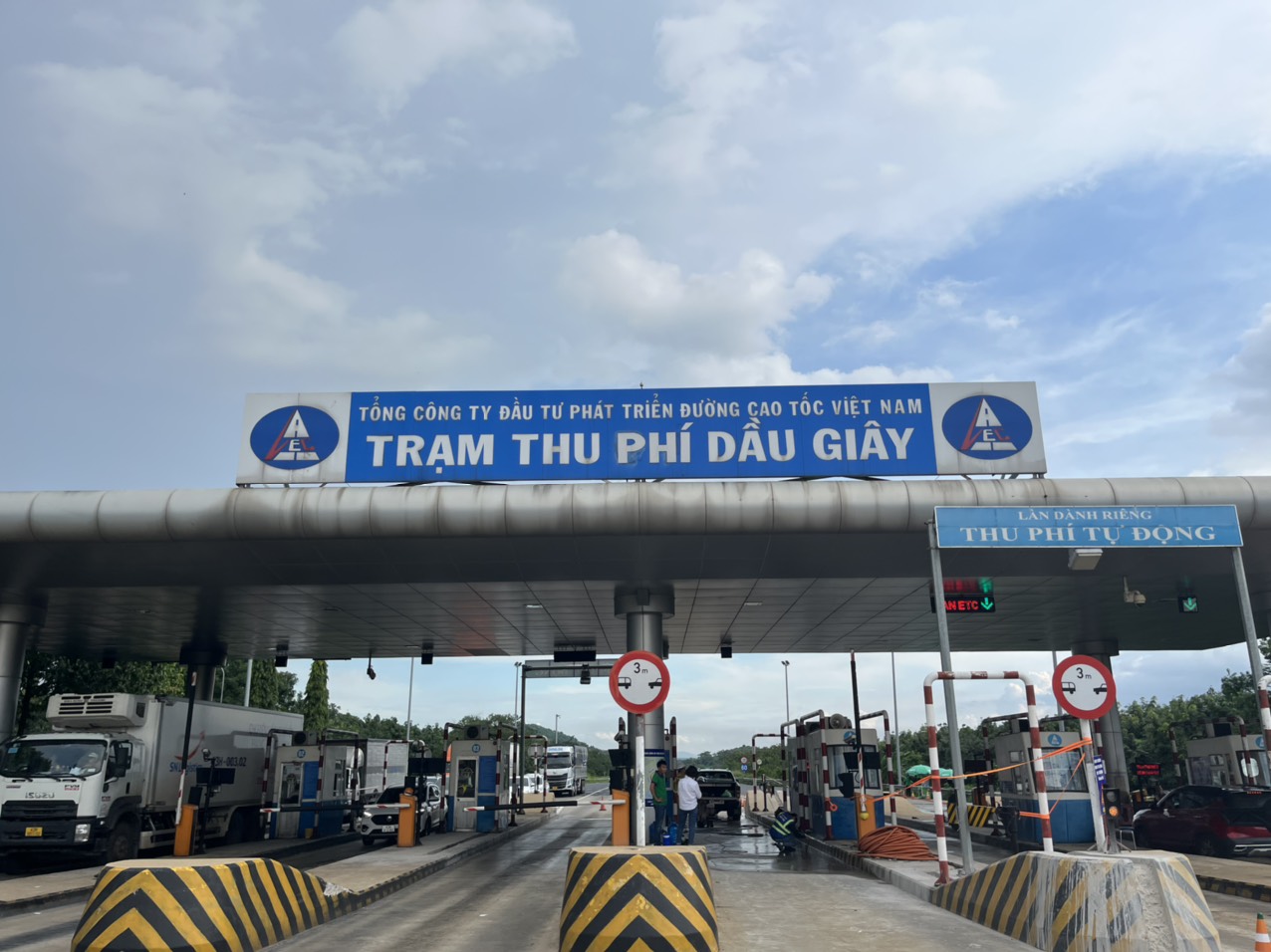 Vì sao không tích hợp tài khoản giao thông vào tài khoản ngân hàng?