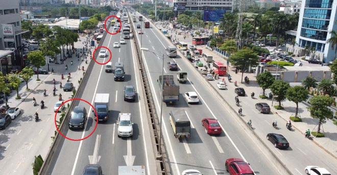 Hơn 1.000 tài xế chạy xe vào làn khẩn cấp trên cao tốc bị xử lý