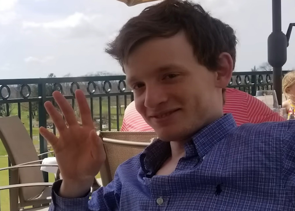 Chân dung vị tỷ phú rởm Daniel Lesin.