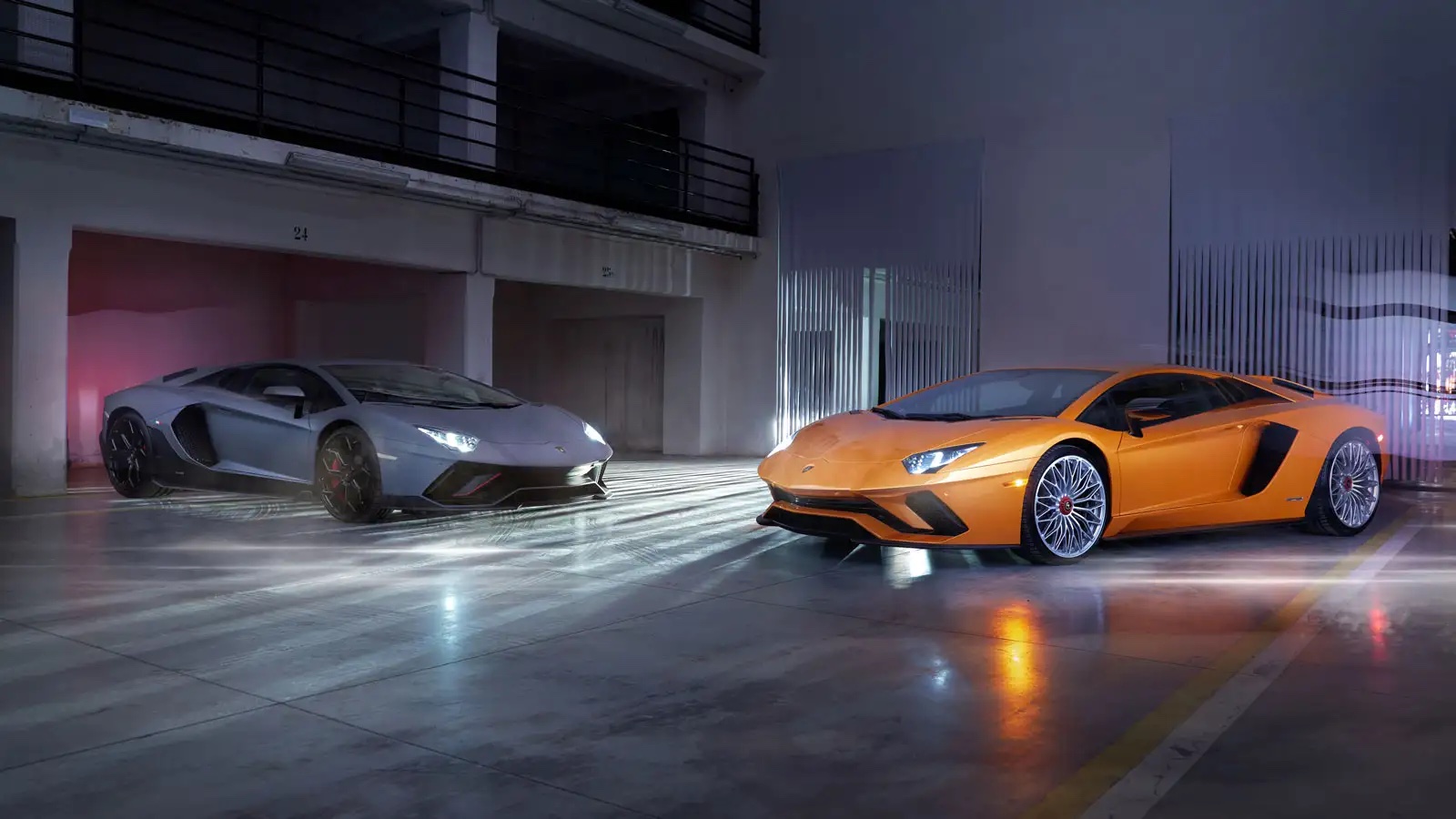 Lamborghini xuất xưởng siêu xe Aventador cuối cùng