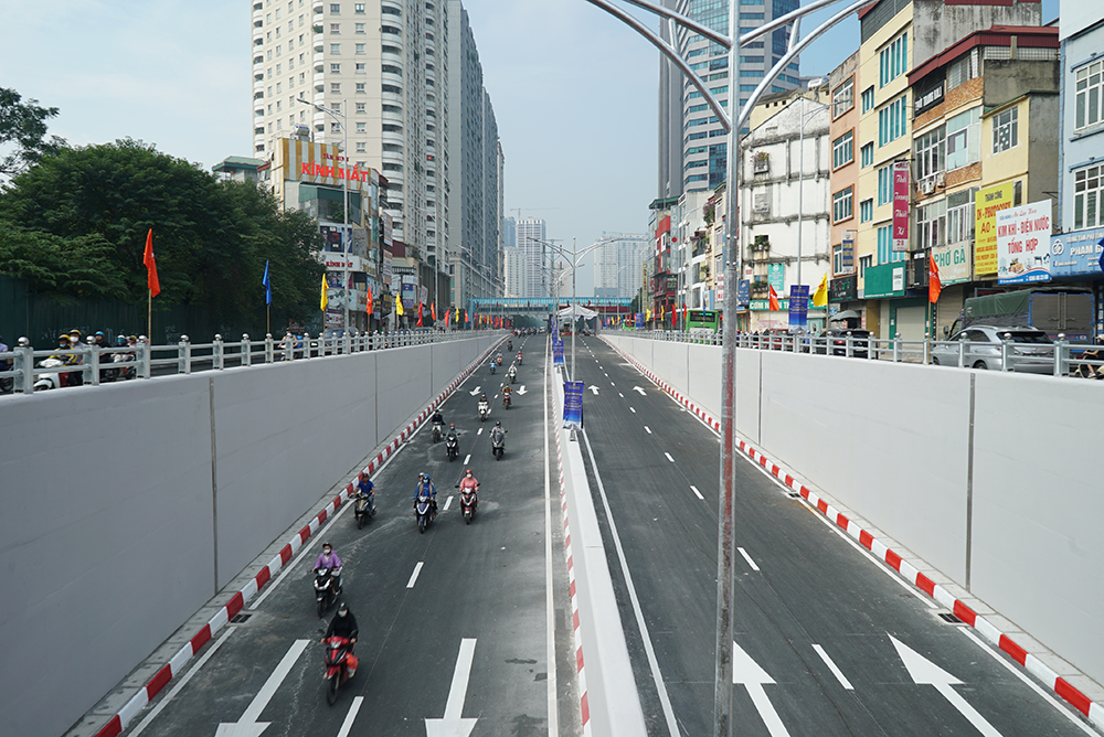 Dự án khởi công tháng 10/2020, tổng mức đầu tư 698 tỷ đồng từ nguồn vốn ngân sách Thành phố. Ảnh: Lê Vũ.