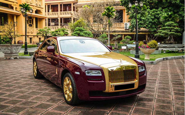 “Ế khách”, Rolls- Royce mạ vàng của ông Trịnh Văn Quyết phải giảm giá đấu giá