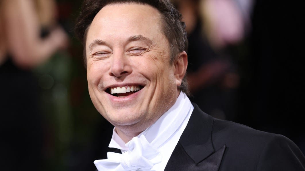 Tài sản của Elon Musk đã giảm 110 tỷ USD, nhưng vẫn là người giàu nhất thế giới