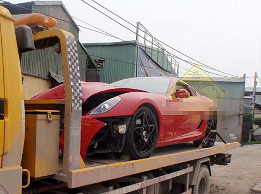 Những vụ tai nạn siêu xe Ferrari xôn xao dư luận tại Việt Nam - Ảnh 1