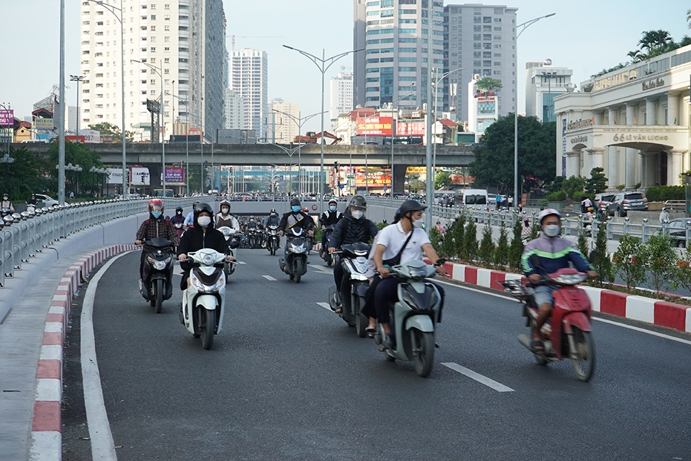 Hà Nội: Hầm chui Lê Văn Lương - Vành đai 3 sau một tháng thông xe giờ thế nào?