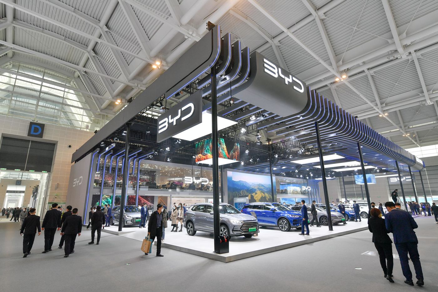 Trên toàn thế giới, nhà sản xuất BYD của Trung Quốc chỉ đứng sau Tesla vào năm ngoái về số lượng xe chạy hoàn toàn bằng điện được bán ra. 