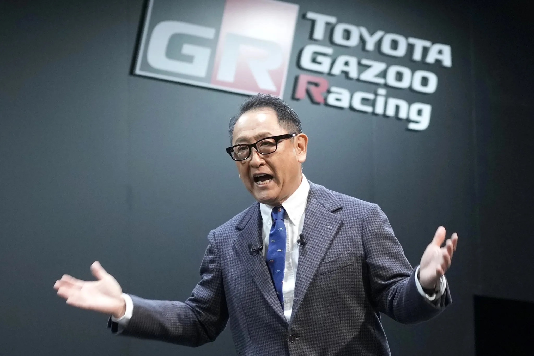 Ông Toyoda chính thức từ nhiệm vị trí CEO của Toyota.