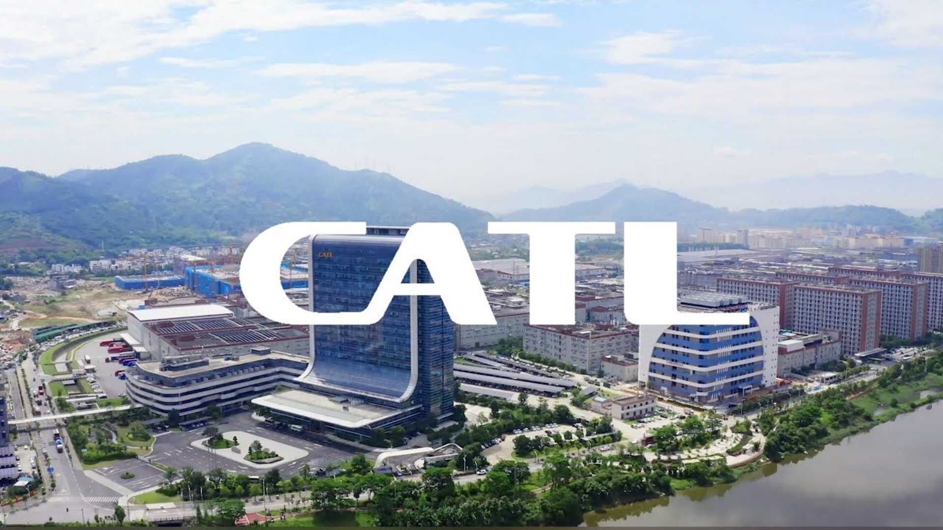 Thỏa thuận Ford-CATL là một phần của sự đảo ngược vai trò đối với ngành công nghiệp ô tô của Mỹ và Trung Quốc. Ba thập kỷ trước, các nhà sản xuất ô tô phương Tây đã tiến vào Trung Quốc để thành lập liên doanh với các nhà sản xuất địa phương để dạy họ nghệ thuật chế tạo ô tô. Bây giờ CATL sẽ hoạt động ngược lại bên trong nhà máy của Ford ở vùng nông thôn Marshall, Michigan.  
