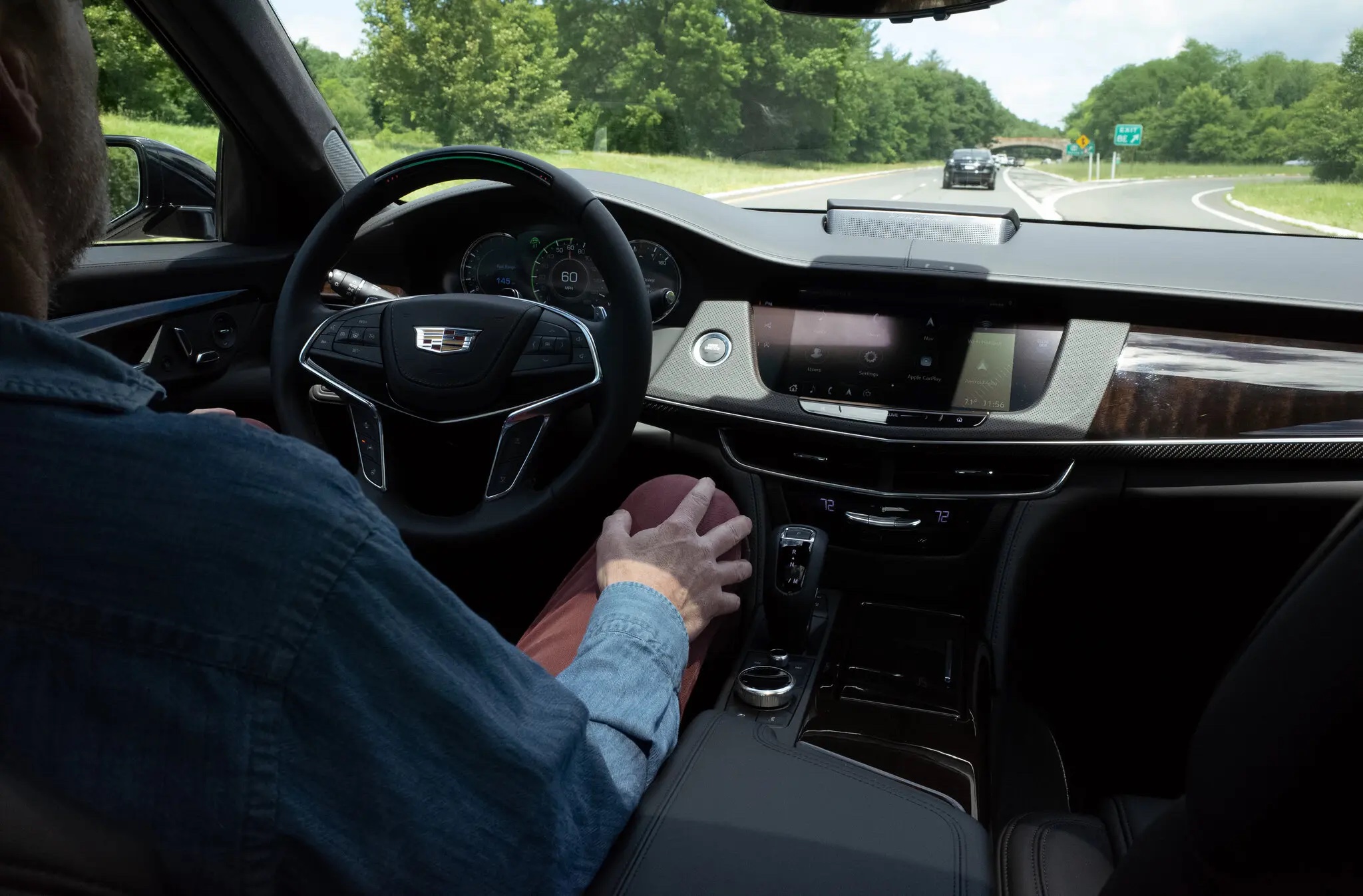 Ô tô tự lái: Công nghệ của tương lai có thực sự đáng tin tưởng?