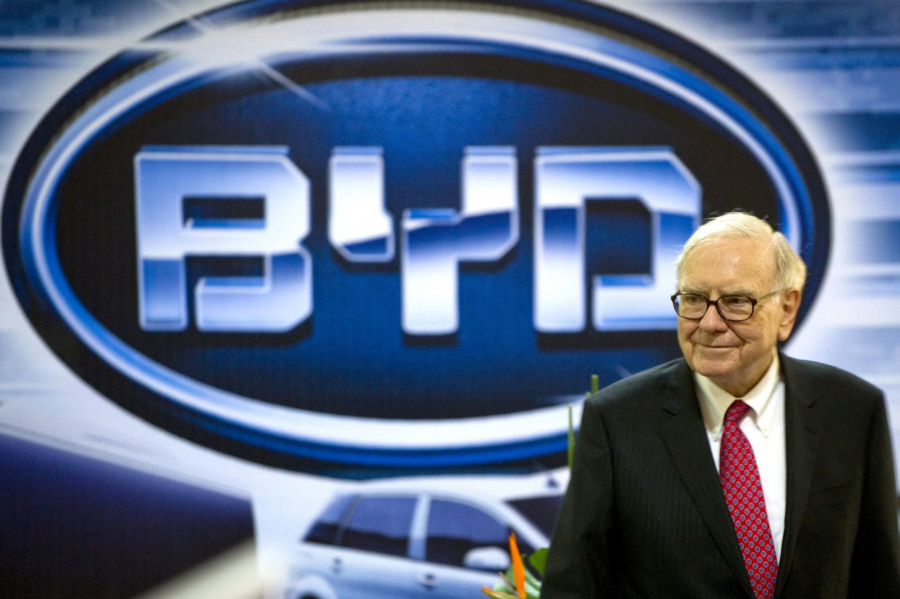 Giới quan sát nhận định có thể tỷ phú Buffett vẫn lạc quan về hoạt động kinh doanh của BYD và thị trường ô tô điện của Trung Quốc dù có động tác thoái vốn.
