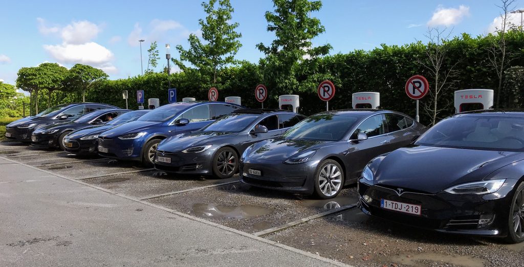  Những lý do khiến Tesla sẽ không ngừng điều chỉnh giá xe điện