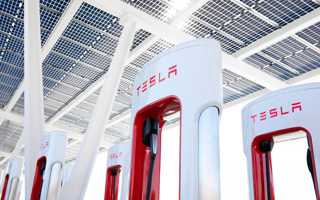 Tesla bắt tay Ford và GM: Bước ngoặt đối với ngành công nghiệp xe điện thế giới