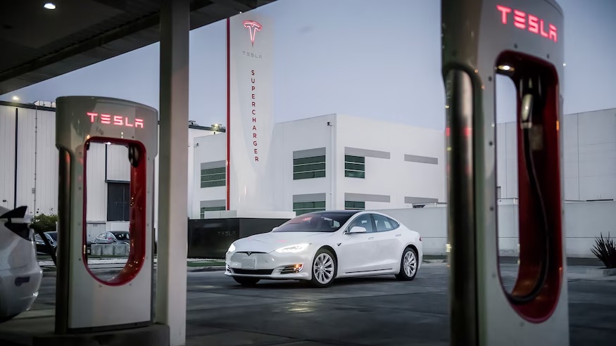 Chuẩn sạc EV của Tesla sẽ trở thành tiêu chuẩn sạc chính thức ở Bắc Mỹ