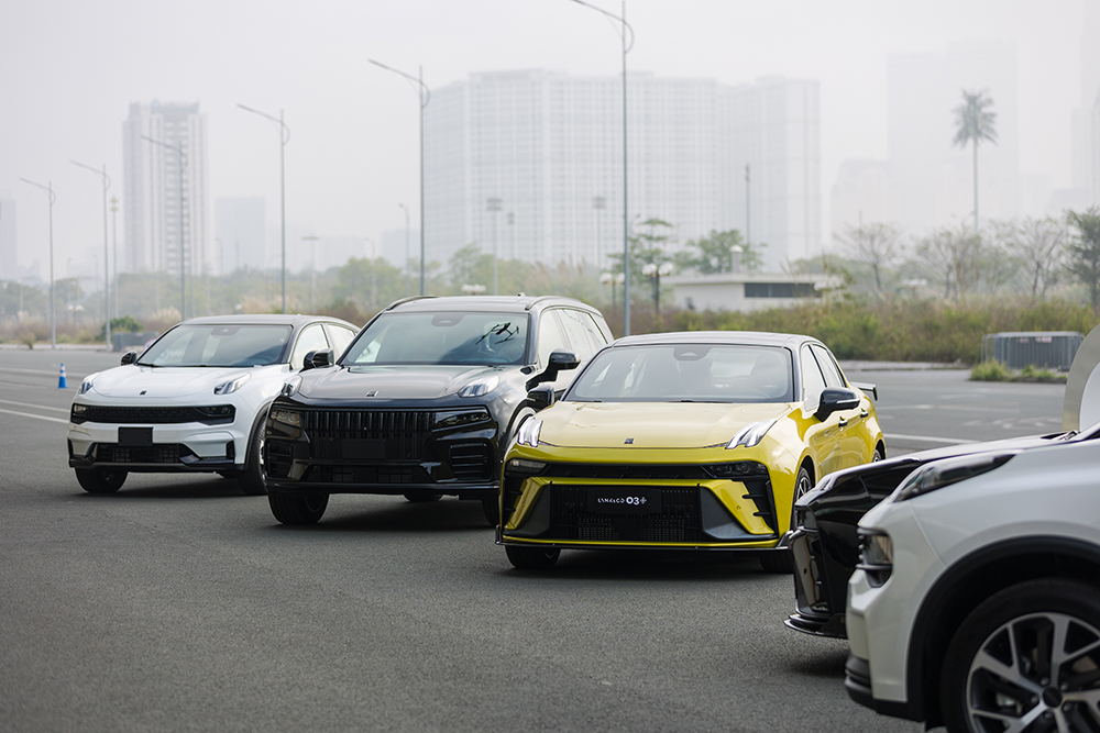 Lynk & Co ra mắt 3 mẫu SUV tại thị trường Việt Nam và giới thiệu một mẫu xe đua vừa vô địch chặng 2 Giải vô địch TCR 2023. 