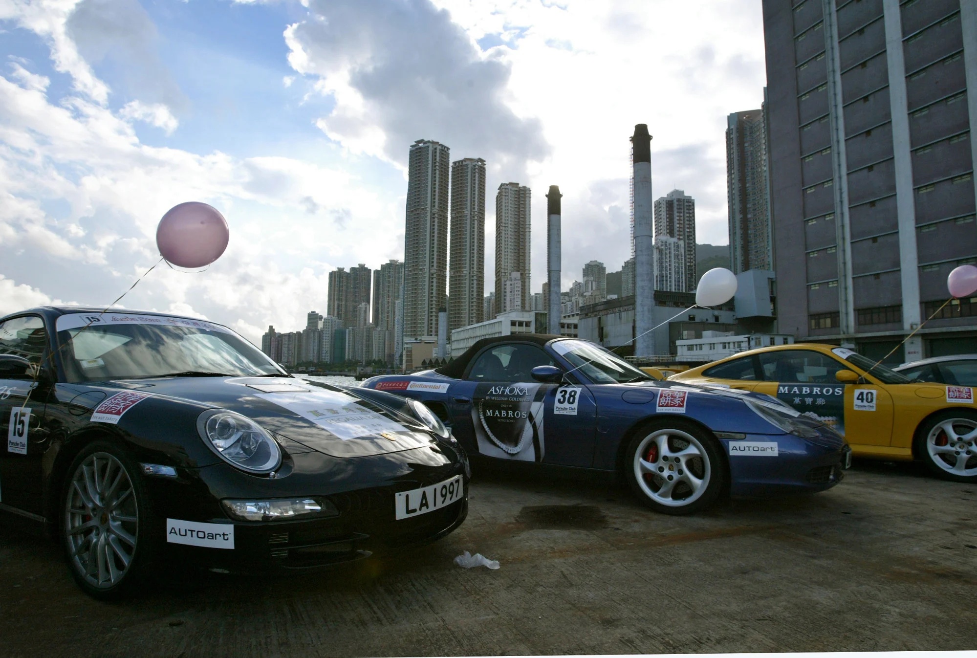 Các nhà đầu tư của Porsche mất niềm tin vào nguồn cung siêu xe