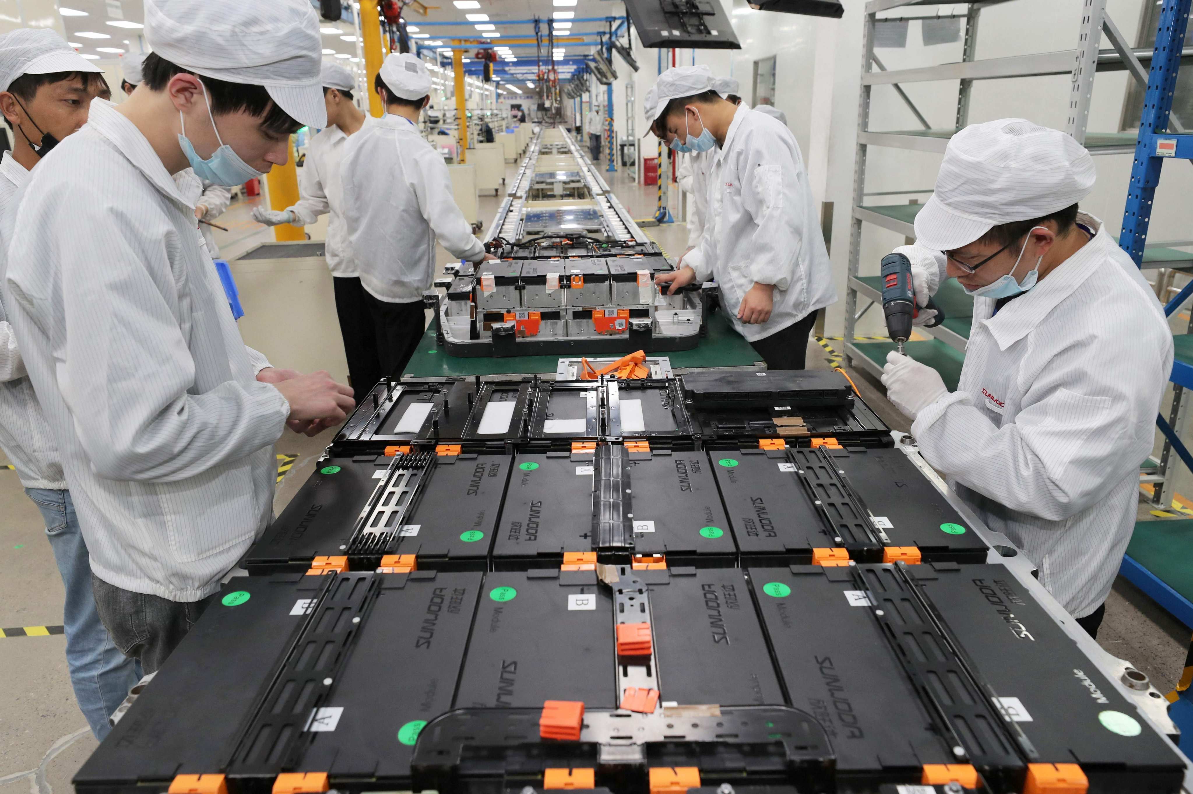 Trung Quốc nỗ lực đảm bảo an toàn tại các nhà máy sản xuất pin  - Ảnh 2