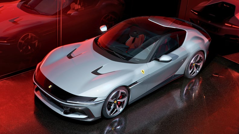 Ferrari cho biết họ đã gặp rủi ro vào năm 2020 khi quyết định phát triển động cơ V-12 của 12Cilindri nhưng không từ bỏ.