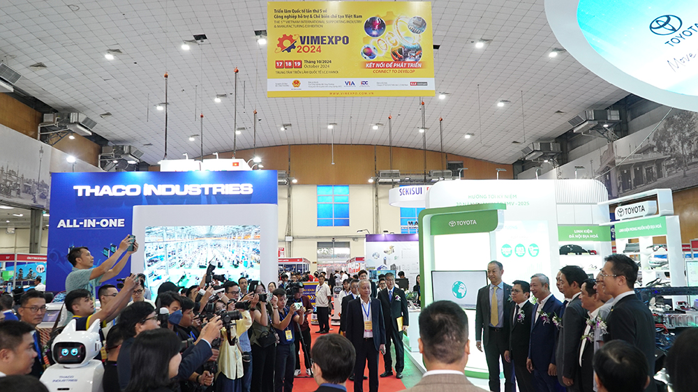 VIMEXPO 2024 được tổ chức từ ngày 17-19/10/2024, quy mô 5.000 m2, 200 gian hàng trưng bày với sự tham dự của 183 doanh nghiệp. Ảnh: Lê Vũ
