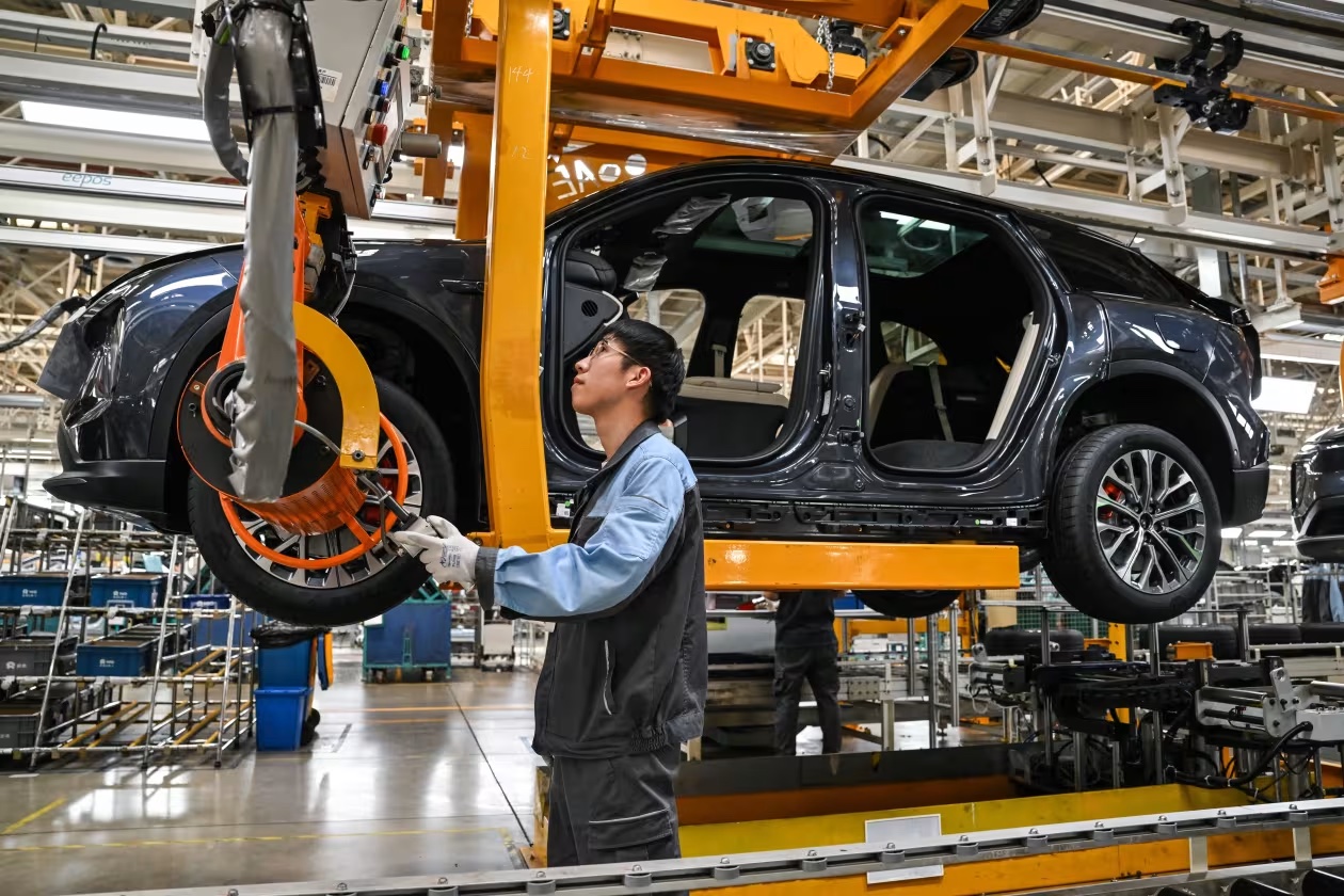 Các hãng sản xuất ô tô phương Tây có nguy cơ bị xóa sổ tại Trung Quốc