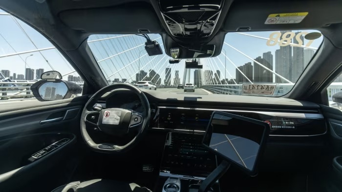 C&aacute;c nh&agrave; ph&acirc;n t&iacute;ch dự b&aacute;o gi&aacute; trị thị trường robotaxi của Trung Quốc sẽ tăng vọt l&ecirc;n 47 tỷ USD v&agrave;o năm 2035. Ảnh: Bloomberg.