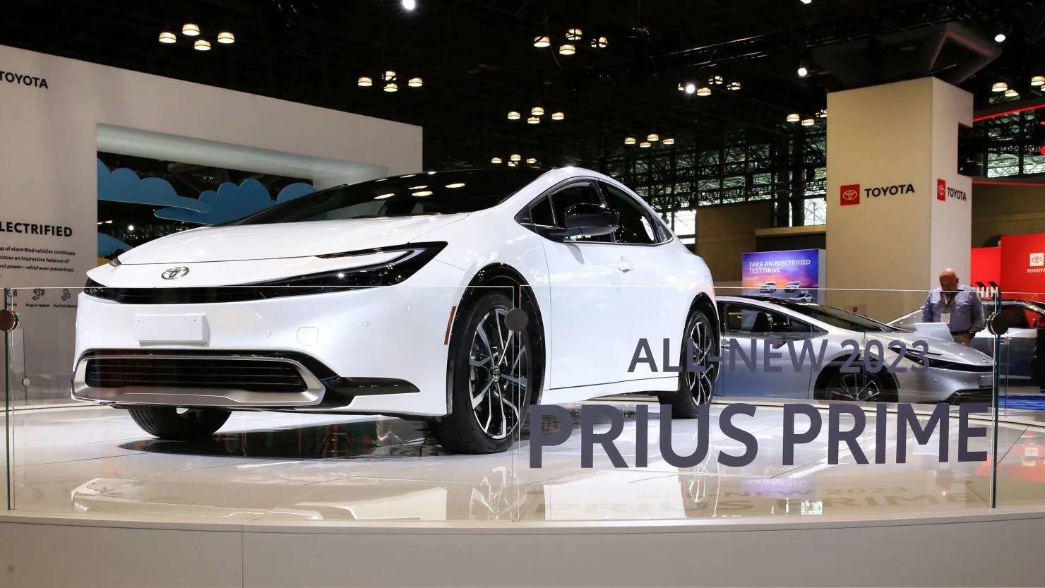 Toyota đặt mục tiêu tăng trưởng mạnh với xe PHEV tại thị trường Mỹ