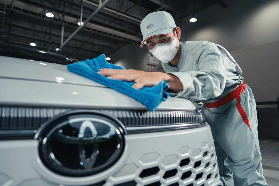 Dịch vụ hậu mãi chuyên nghiệp giúp khách hàng tin dùng Toyota Hybrid.  