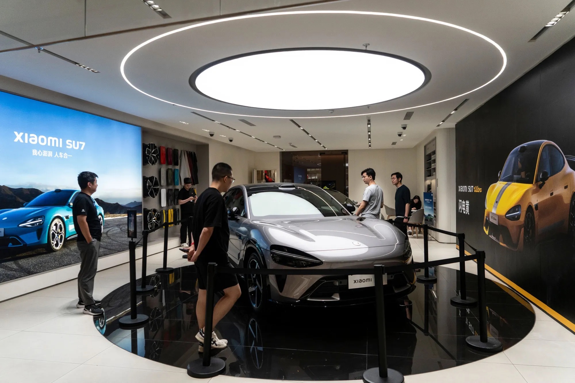 Vì sao Apple thất bại còn Xiaomi lại thành công với sản xuất ô tô?