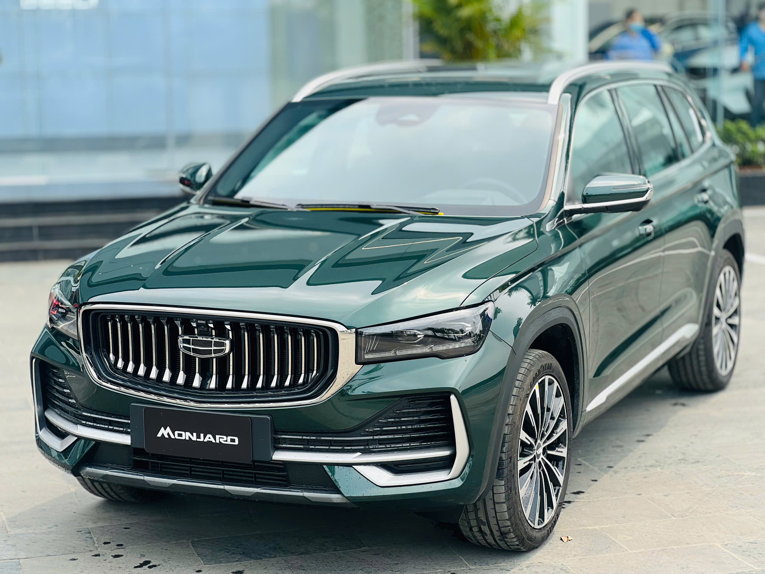 Geely Việt Nam chính thức ra mắt hai mẫu xe Monjaro và EX5