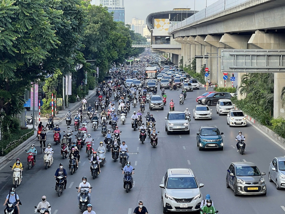 Thách thức và cơ hội cho các hãng xe máy chạy xăng tại thị trường Việt trước những chính sách mới
