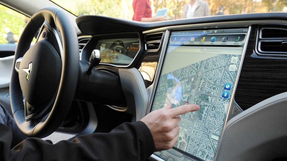 Tesla đứng trước vụ kiện phải bồi thường 243 triệu USD liên quan đến hệ thống lái tự động
