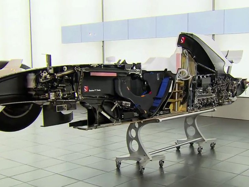 Chi phí khủng để sản xuất một chiếc xe đua F1 - Ảnh 5