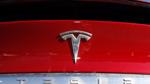 Tesla triệu hồi gần 130.000 ô tô vì màn hình cảm ứng quá nóng