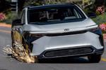 Toyota đứng trước thách thức “chưa từng có” để thúc đẩy doanh số xe điện