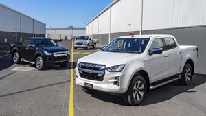 Top 10 mẫu xe ít khách nhất tháng 12