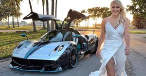 Khám phá bộ sưu tập siêu xe của Supercar Blondie