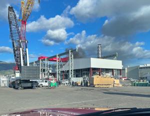 Cổ phiếu Tesla sụt giảm do sự cố hỏa hoạn tại nhà máy sản xuất xe điện