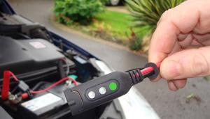 Xe ô tô bị hao điện quá nhanh là do đâu?