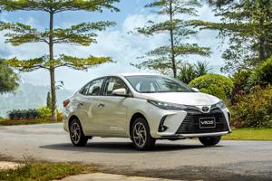 Doanh số bán ô tô Toyota tăng 27% trong tháng 3/2021