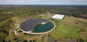 McLaren bán trụ sở, phải đi thuê lại trong 20 năm
