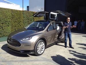 Tesla mất gần 300 tỷ USD giá trị thị trường từ đầu năm 2021