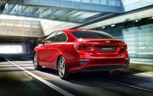 Kia Cerato giảm giá, rẻ ngang xe hạng B